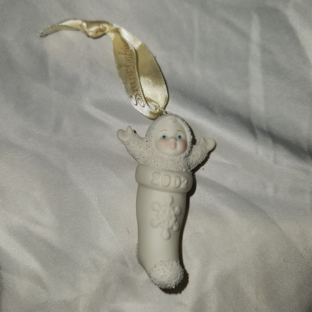 Snowbabies 2002 "Baby in My Stocking" Ornament